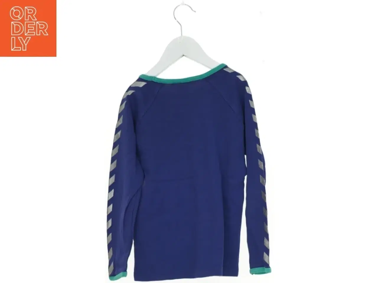 Billede 2 - Hummel bluse (str. 128 cm)