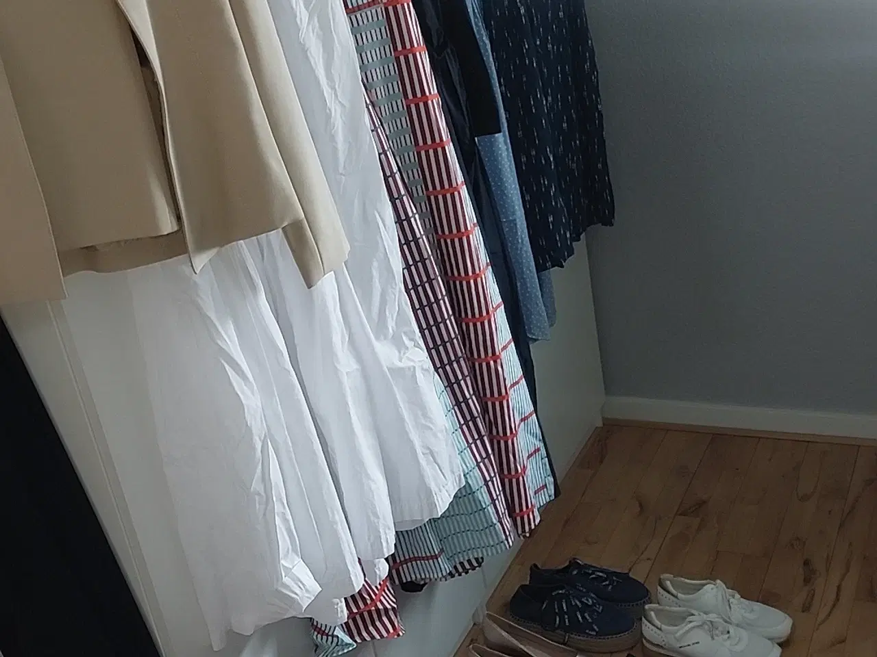 Billede 10 - Masser mærketøj og mærkesko sælges samlet 