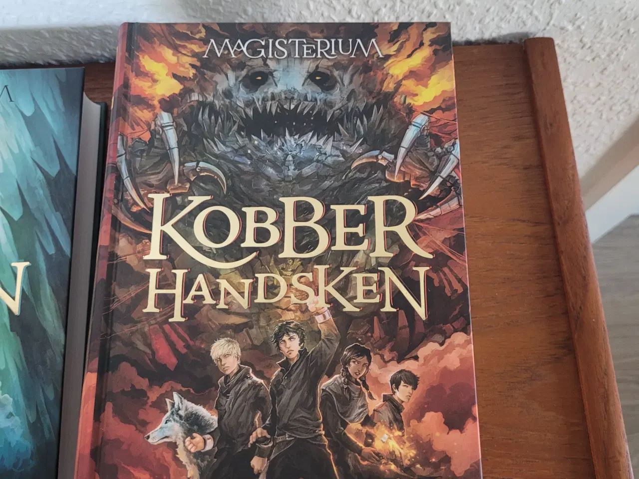 Billede 3 - Bogserie: Magisterium 1-3