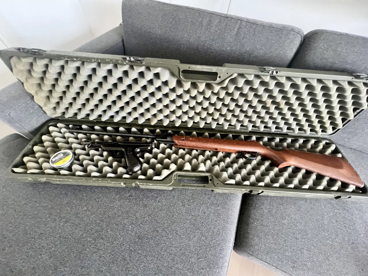 Billede 1 - Luftpistol og gevær med kuffert og  hagl 4,5 mm 