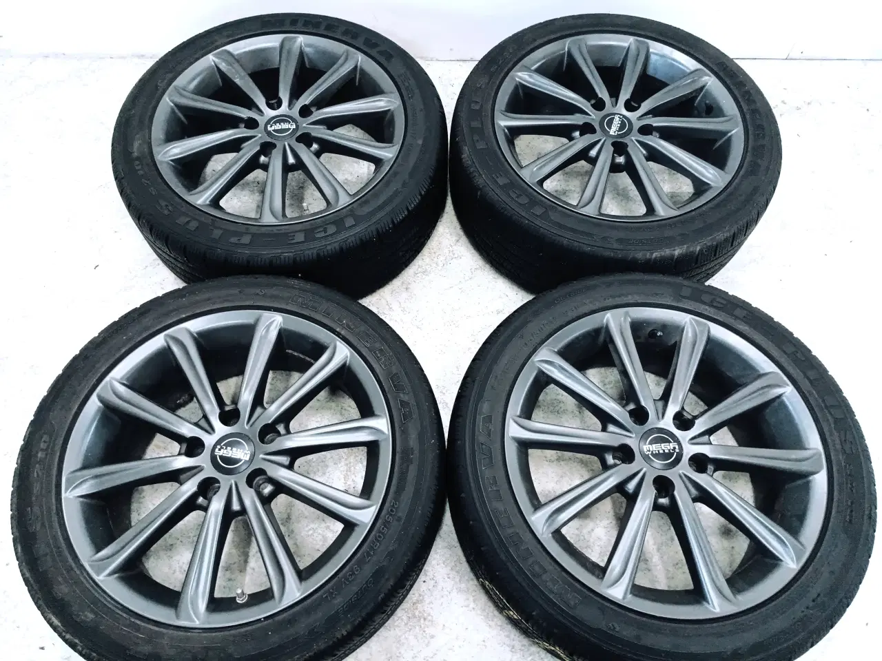 Billede 5 - 5x114,3 17" ET38 nav 73ø Megawheels vintersæt