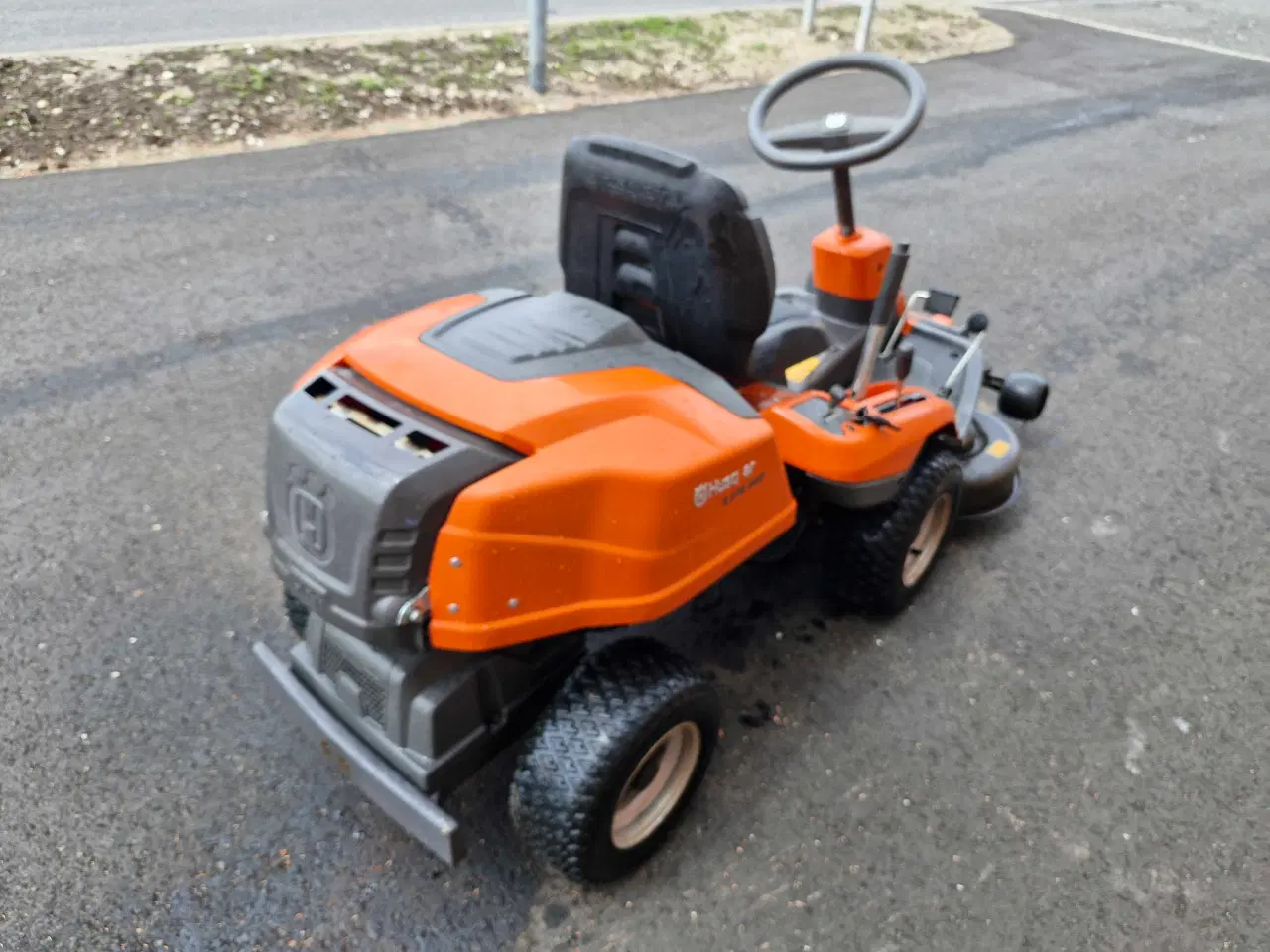 Billede 4 - Husqvarna R216AWD m. 94Combi