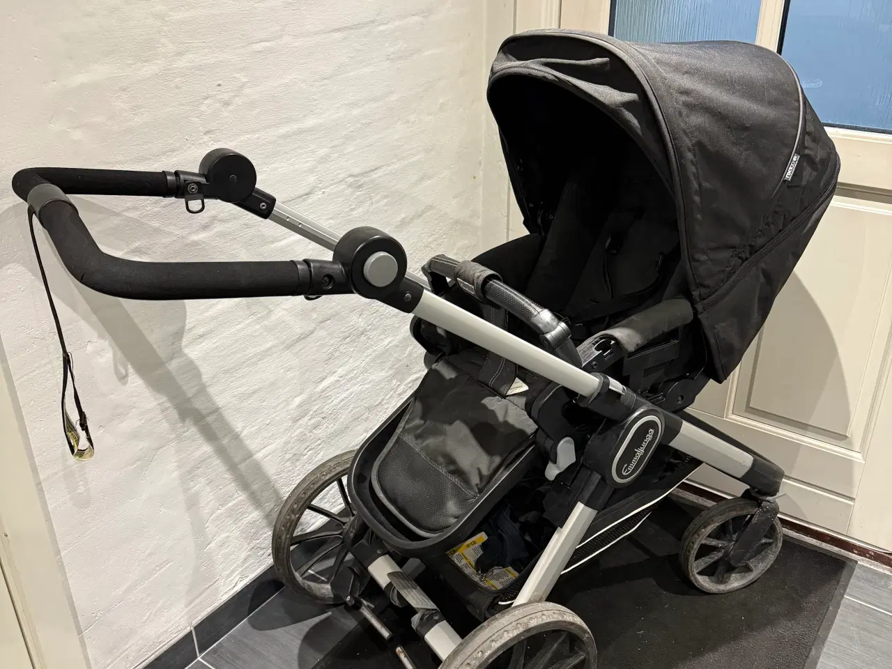 Billede 10 - Emmaljunga NXT90B incl. Klapvognssæde (Kombivogn)