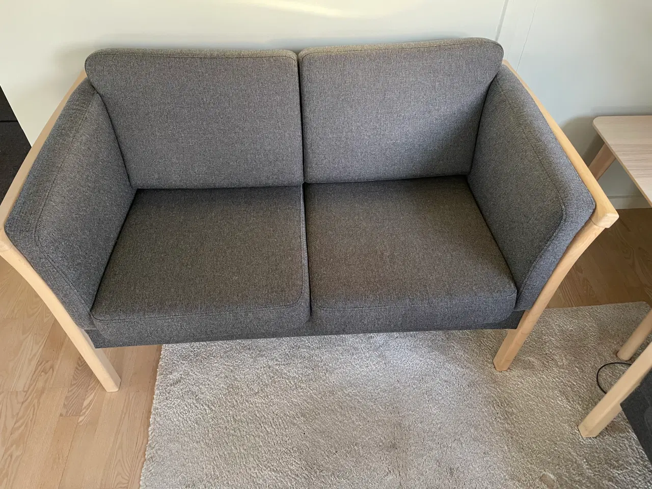 Billede 2 - 2 + 3 personers stof sofa og 2 stk sofa bore