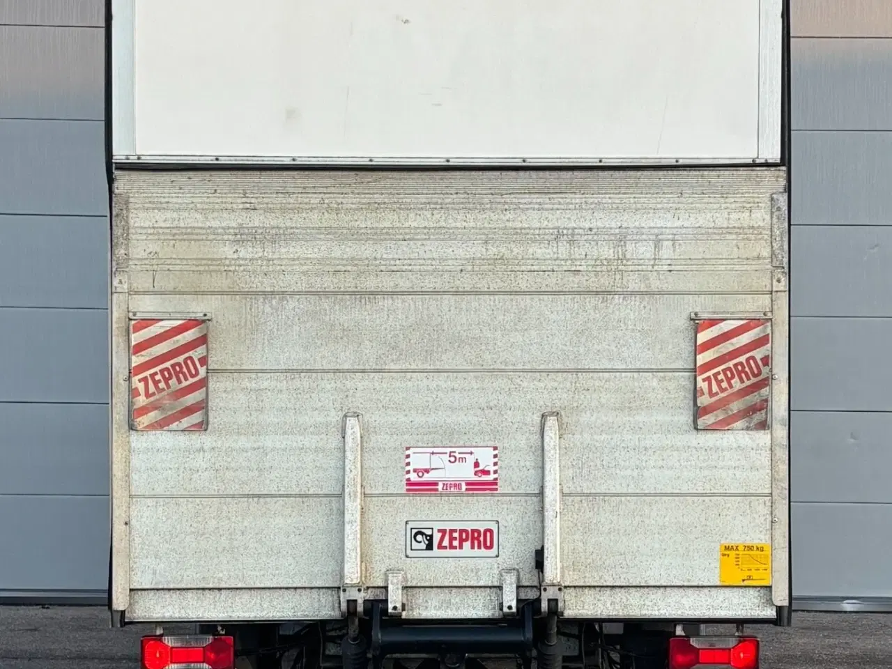 Billede 5 - Iveco Daily 2,3 35S16 Alukasse m/lift AG8