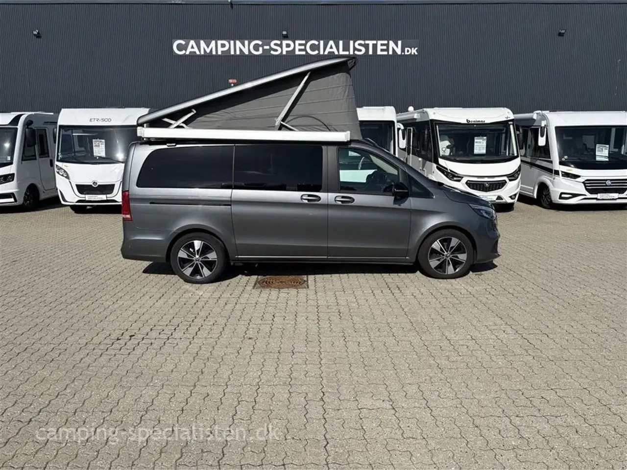 Billede 1 - 2021 - Mercedes Marcopolo / Viano V220   Pæn og meget velholdt Mercedes Marco Polo fra 2021 med det helt rigtige udstyr - Kan nu opleves hos Camping-Specialisten i Silkeborg