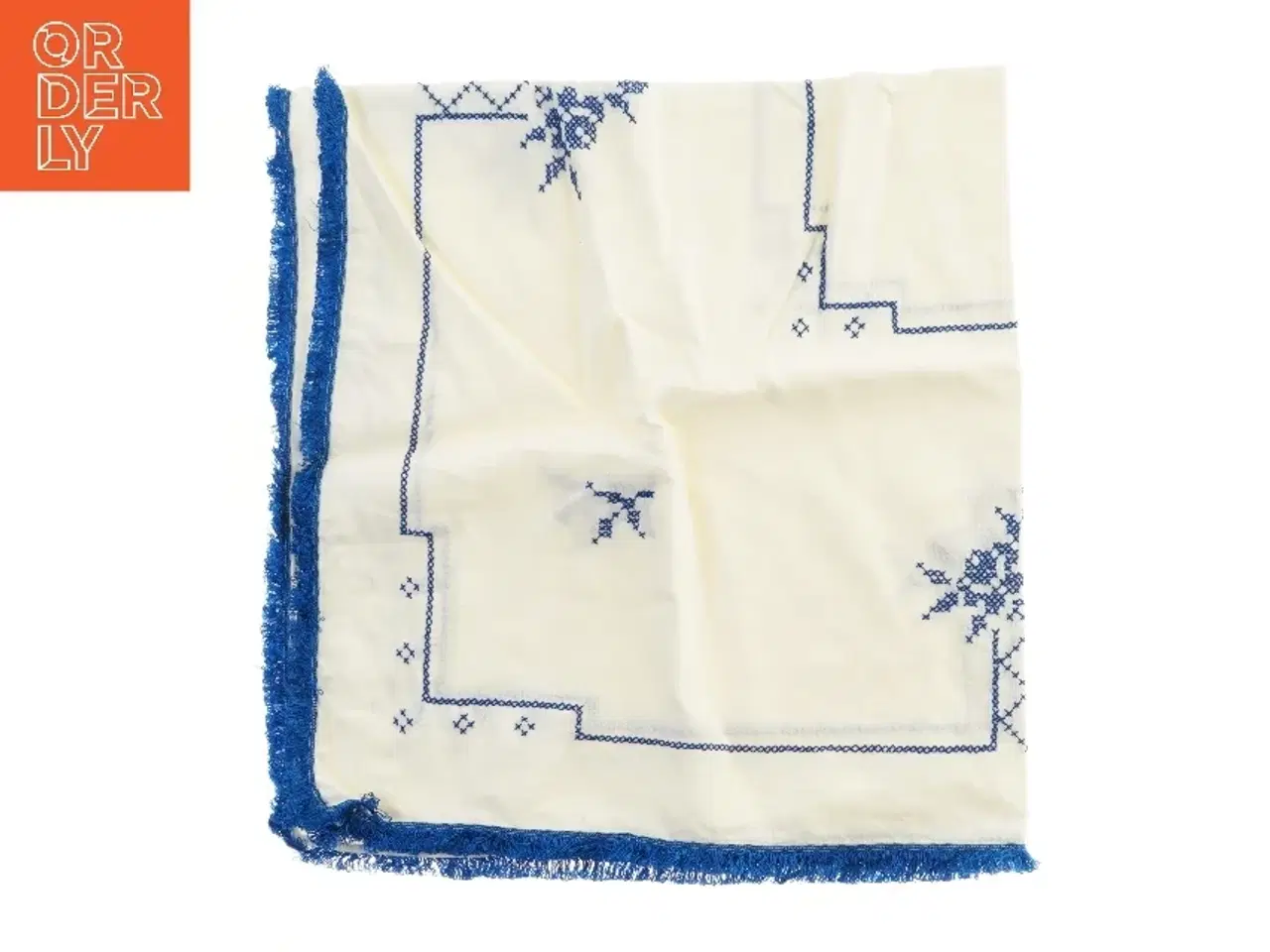 Billede 1 - Borddug med blå broderi (str. 80x83 cm)