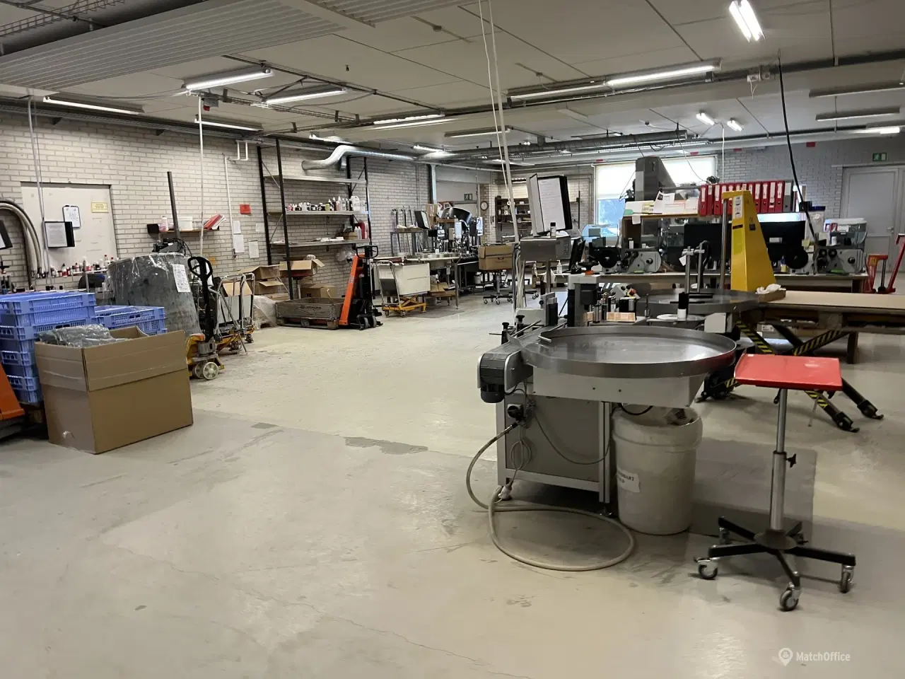 Billede 2 - Lager og kontor. med gode faciliteter til produktion