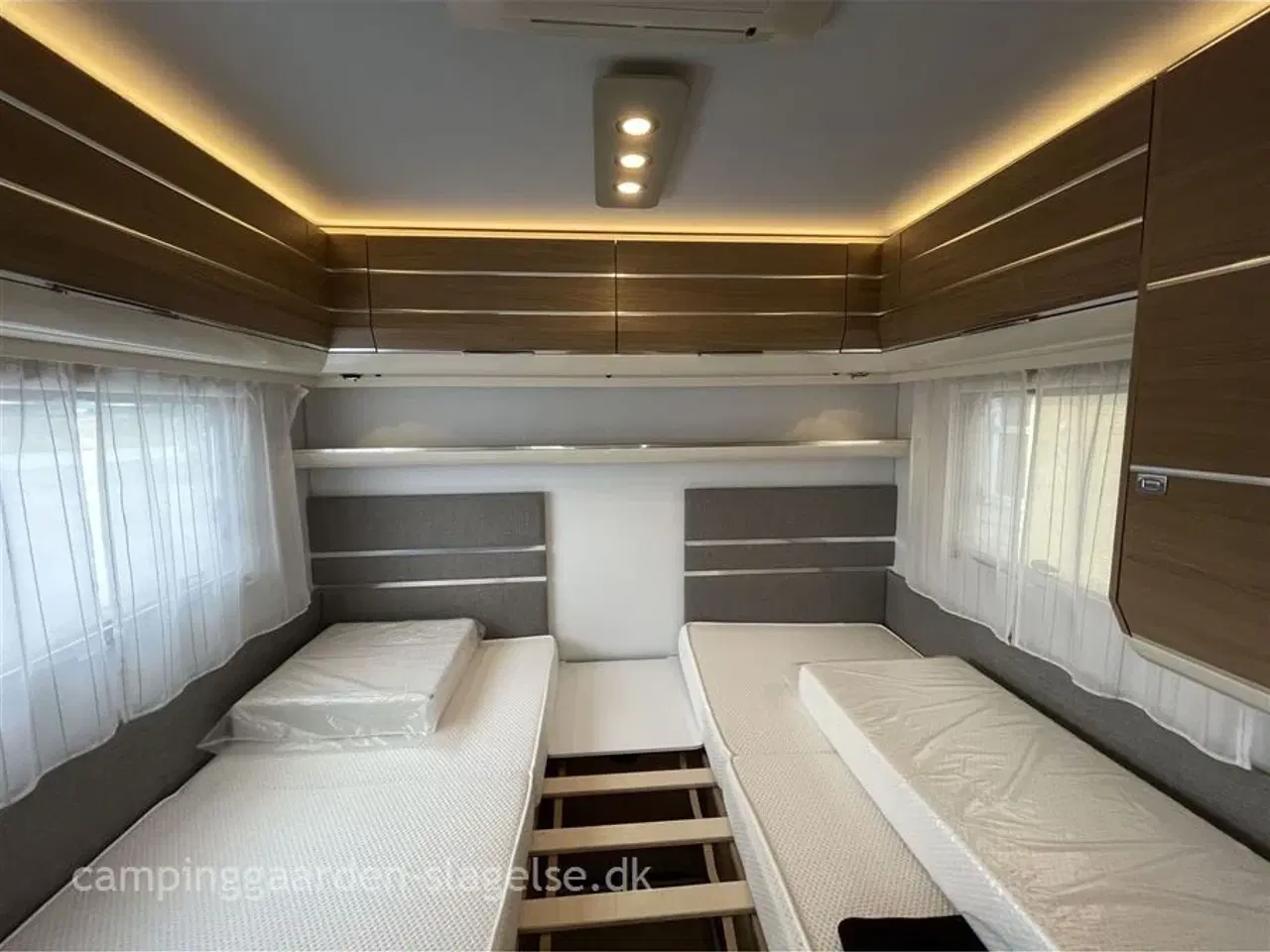 Billede 14 - 2020 - Adria Adora Supreme 502 UL   Luksus på hjul – klar til eventyr uden besvær!