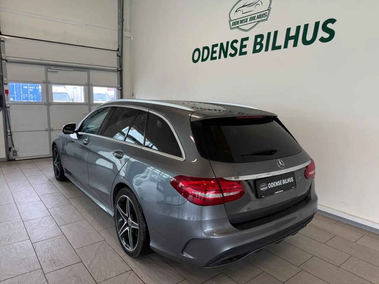 Billede 3 - Mercedes C220 d 2,2 AMG Line stc. aut.