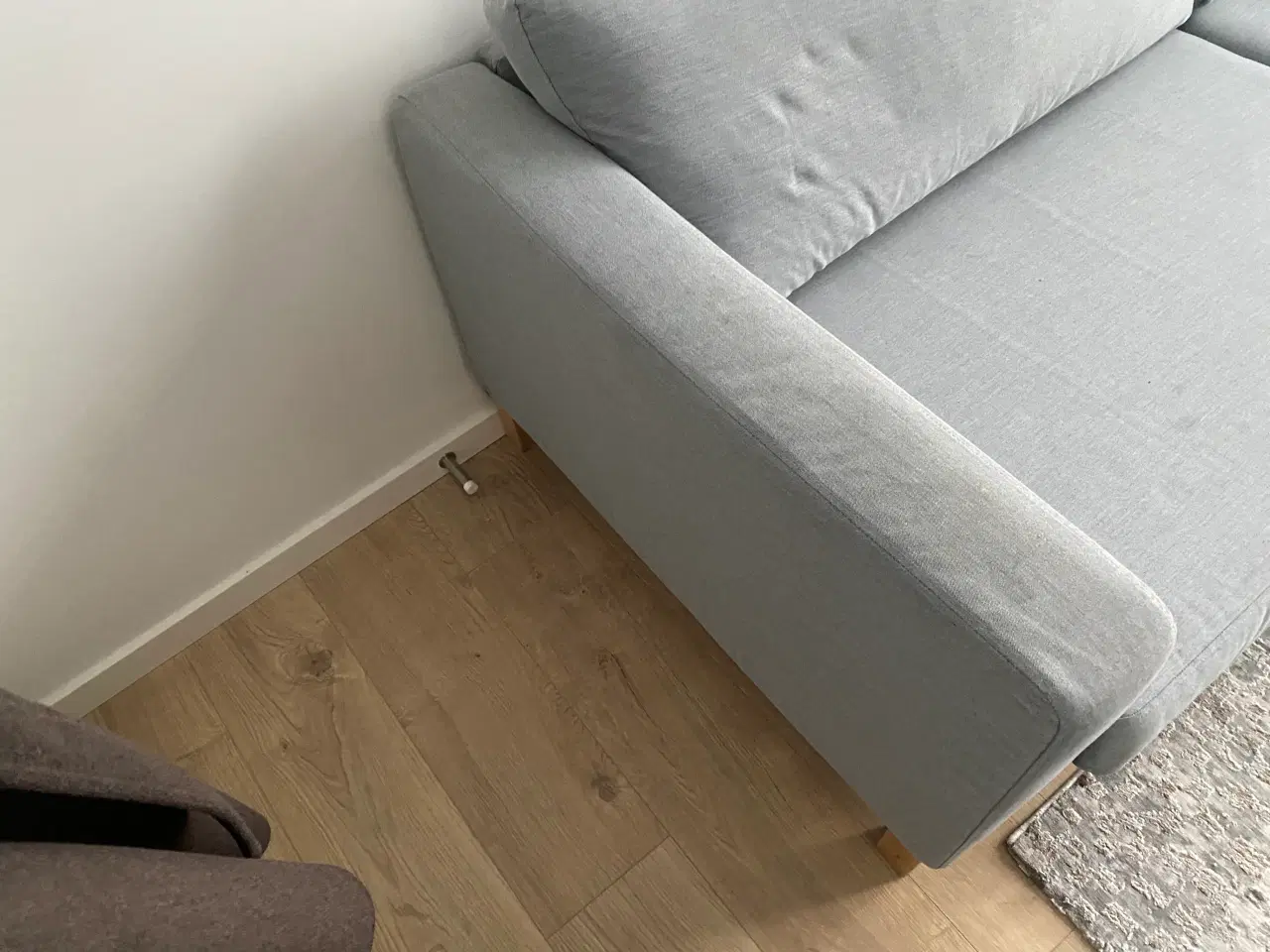 Billede 3 - Superlækker og behagelig stofsofa