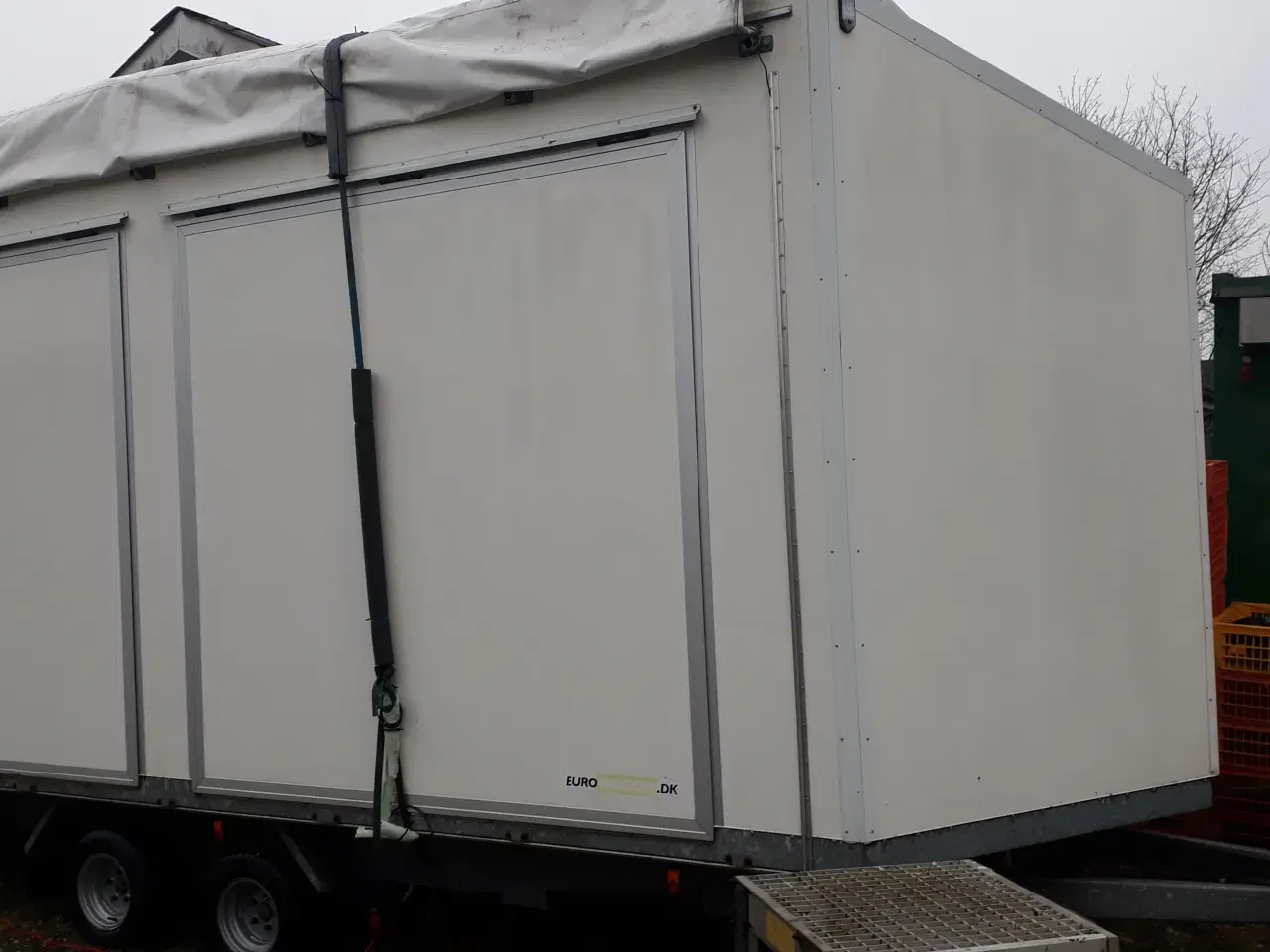 Billede 3 - Salgsvogn 6 meter, 2700kg, m 4 salgs låger. 