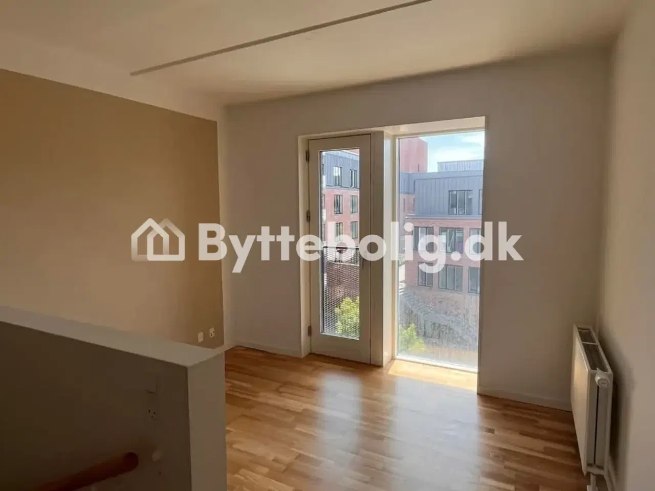 Billede 3 - Flot lejlighed, 2 etager, med 2 ½ soveværelse og køkkenalrum