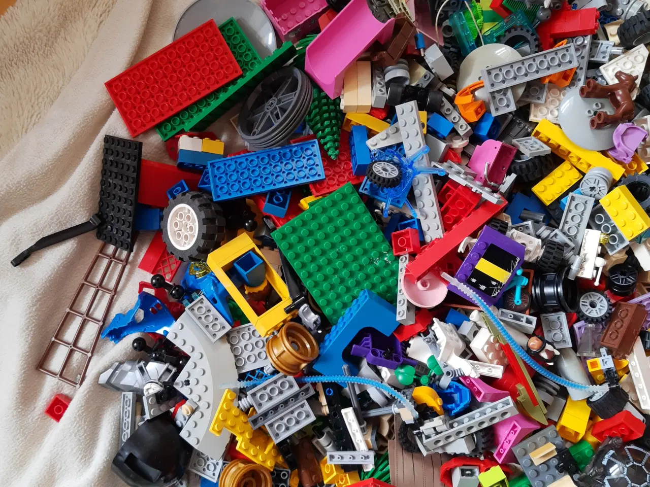 Billede 2 - Lego blandet