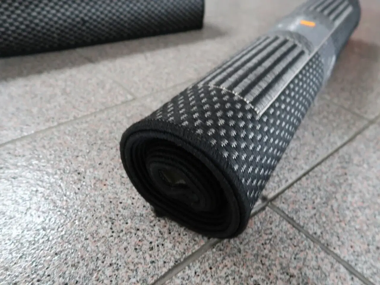 Billede 2 - Gulvtæppe MALAGA 06022