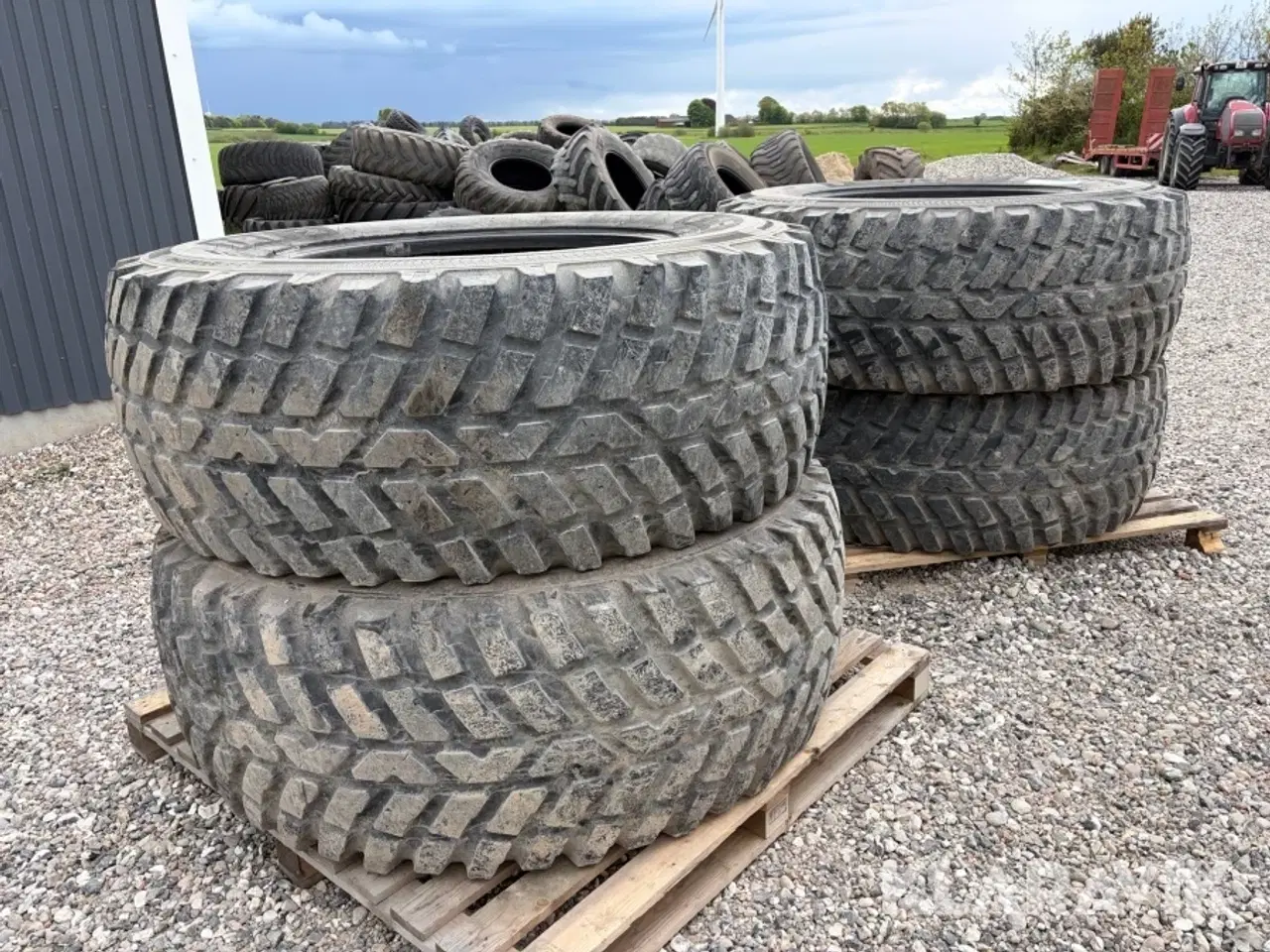 Billede 4 - Skovdæk Nokian Tri 2 4 styk/1 sæt