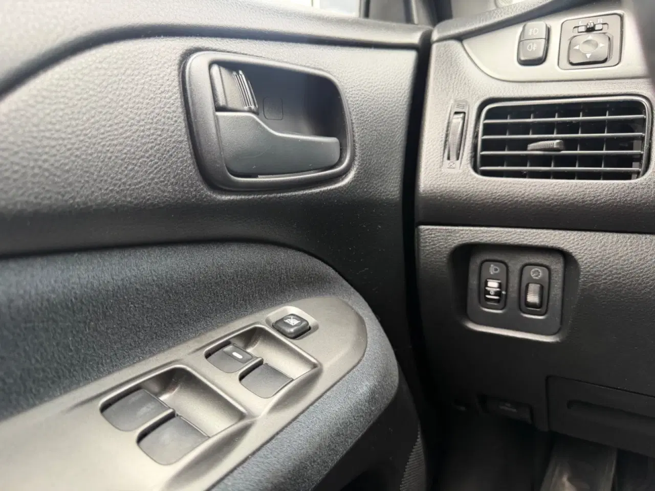 Billede 19 - Mitsubishi Lancer 1,6 Comfort stc.