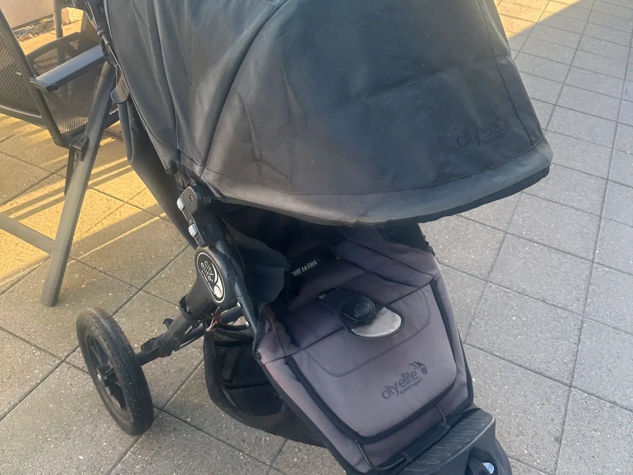 Billede 1 - Baby Jogger City Elite klapvogn med stor kaleche