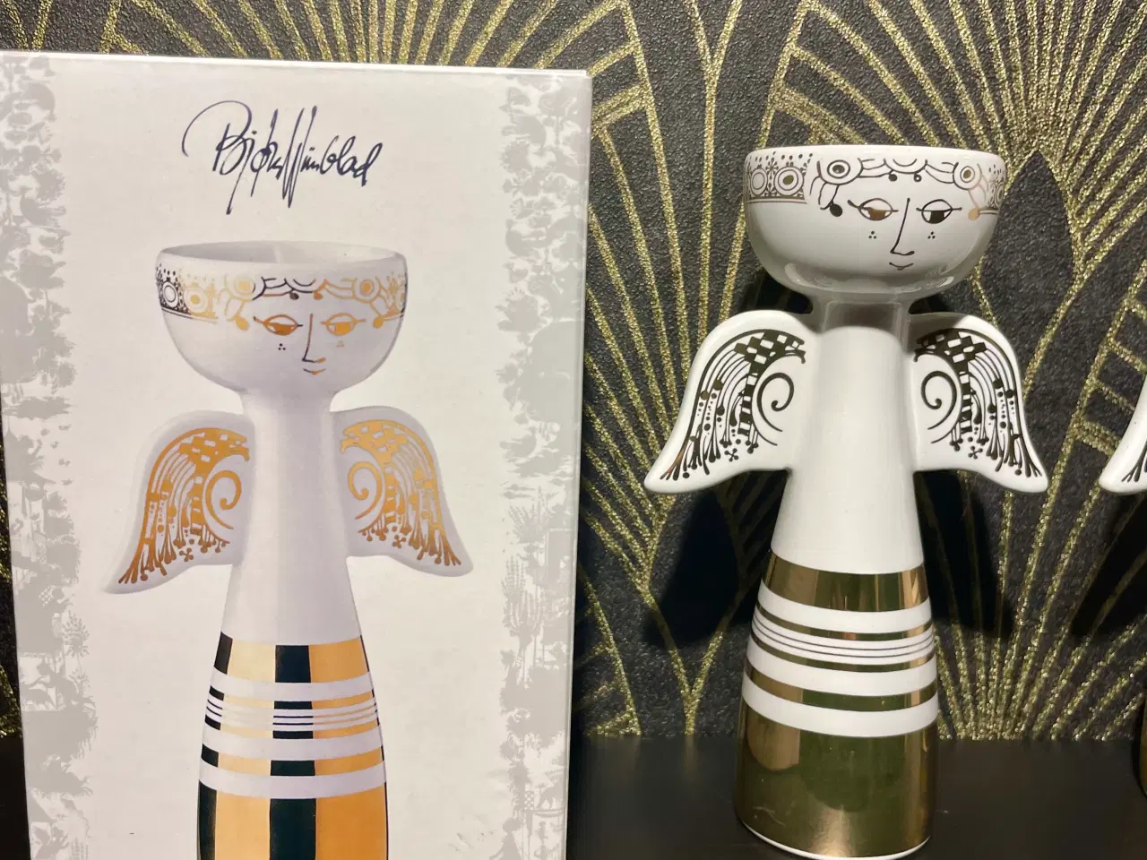 Billede 3 - Bjørn Wiinblad engle 2stk. hvid og guld