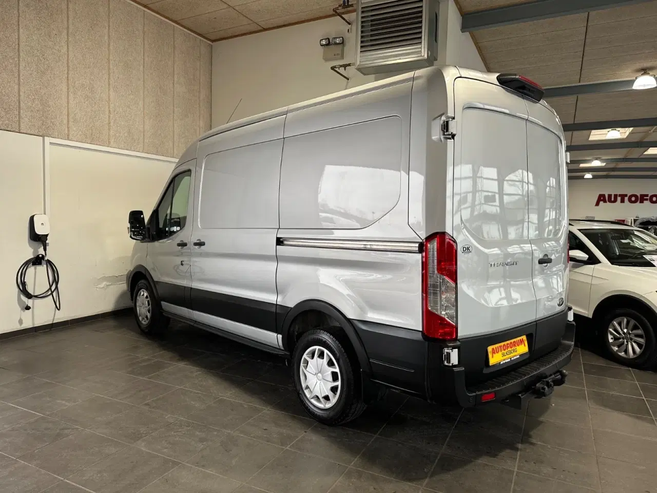 Billede 16 - Ford Transit 350 L2 Van 2,0 TDCi 130 Trend aut. H2 FWD