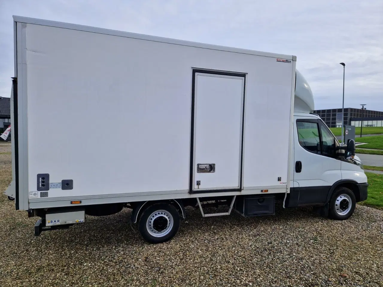 Billede 6 - Iveco Daily 2,3 35S14 Alukasse m/lift AG8