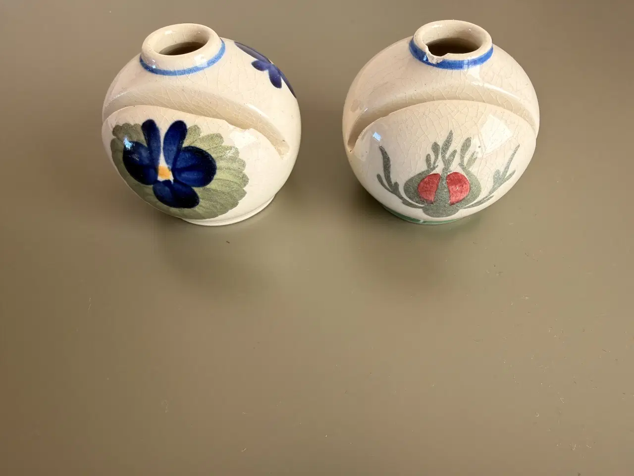 Billede 2 - Aluminia kortholdere med skår. Pris pr stk