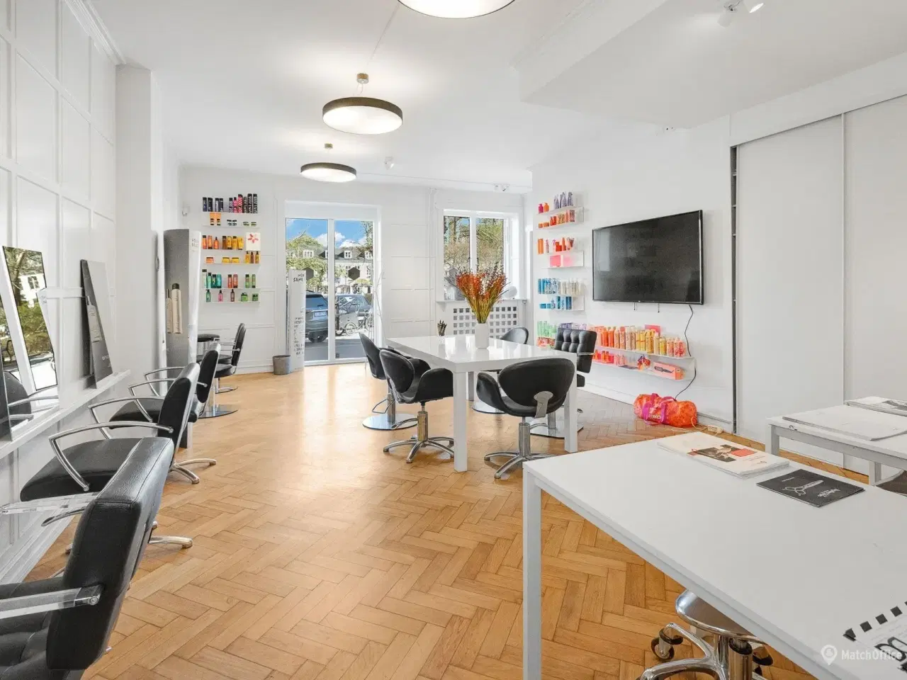 Billede 21 - EKSKLUSIVE LEJEMÅL VED FREDERIKSBERG HAVE KONTOR / KLINIK / SHOWROOM M.M.