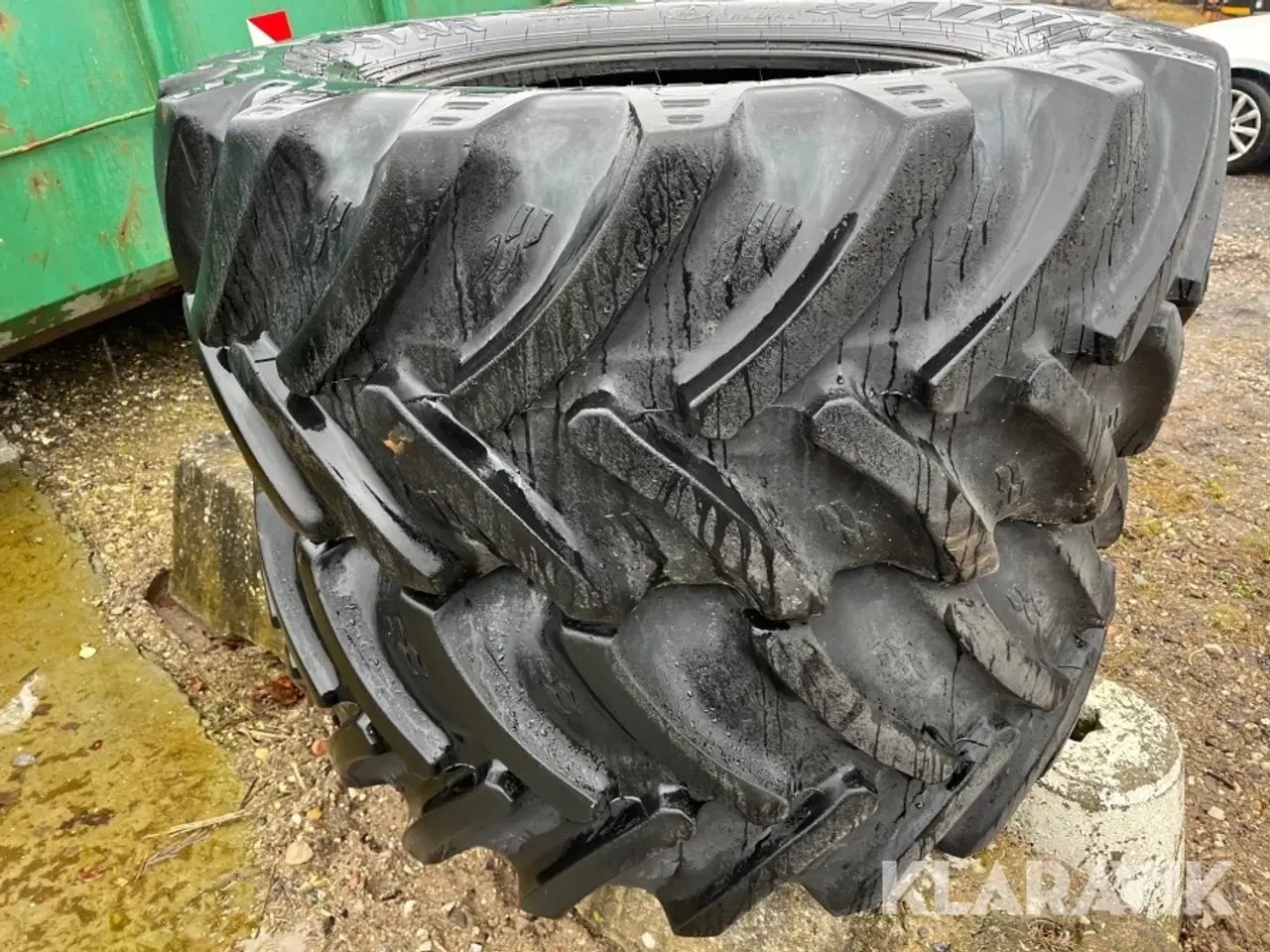 Billede 4 - Traktordæk Alliance 480/65R28 - 2 styk