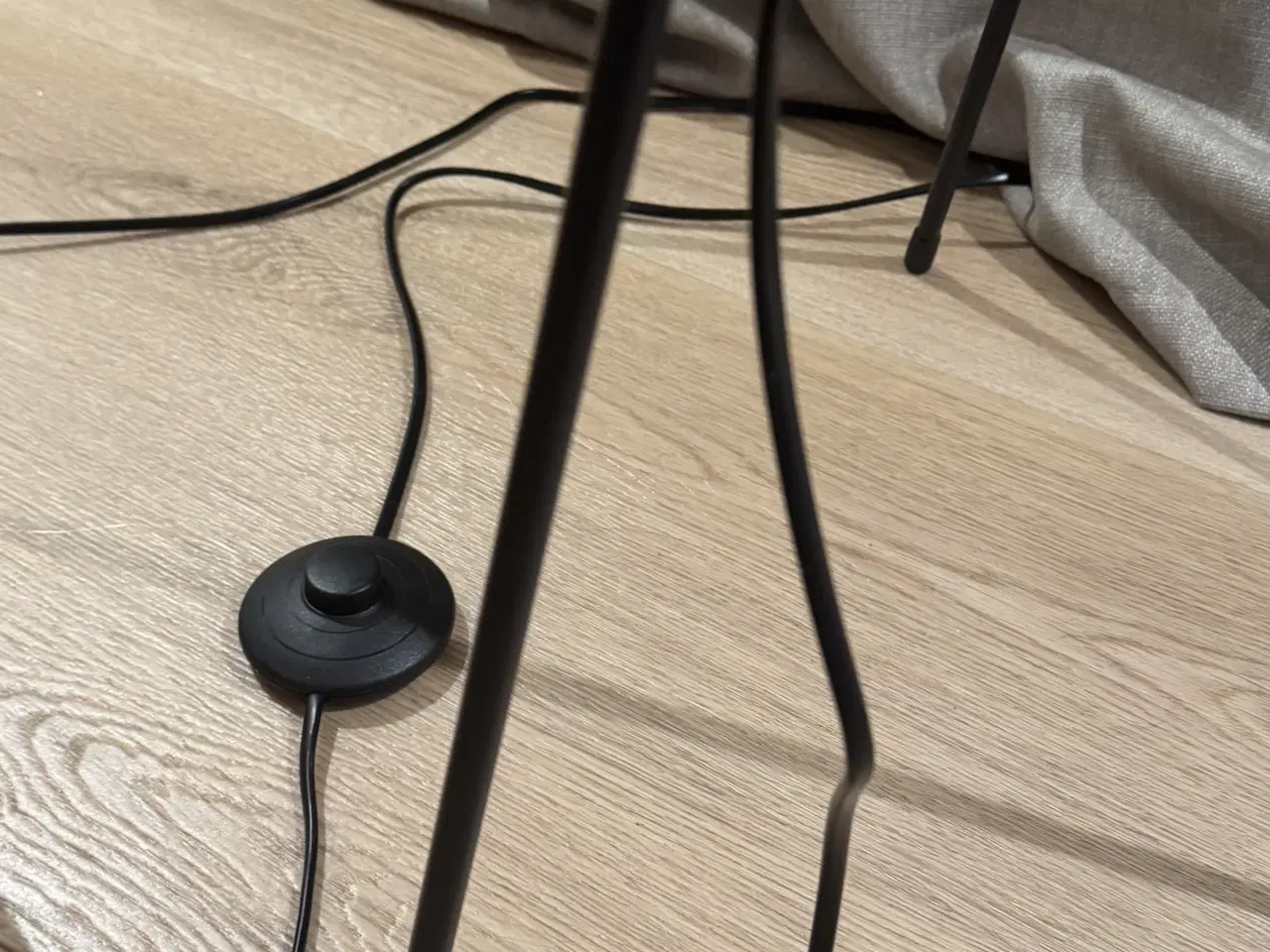 Billede 4 - SINNERLIG Gulvlampe fra IKEA