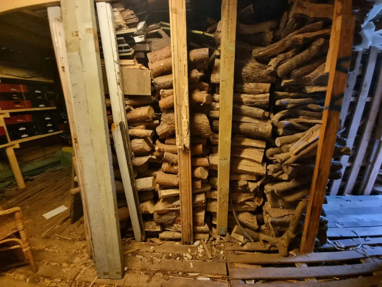 Billede 1 - Eg i halvmeter stykker - tørt og kløvet