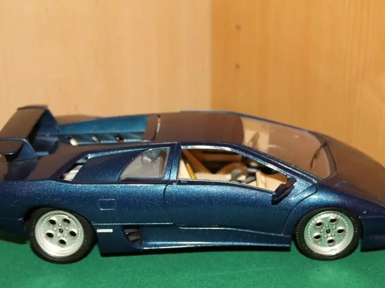 Billede 2 - Lamborghini Diablo (1990) 1/18