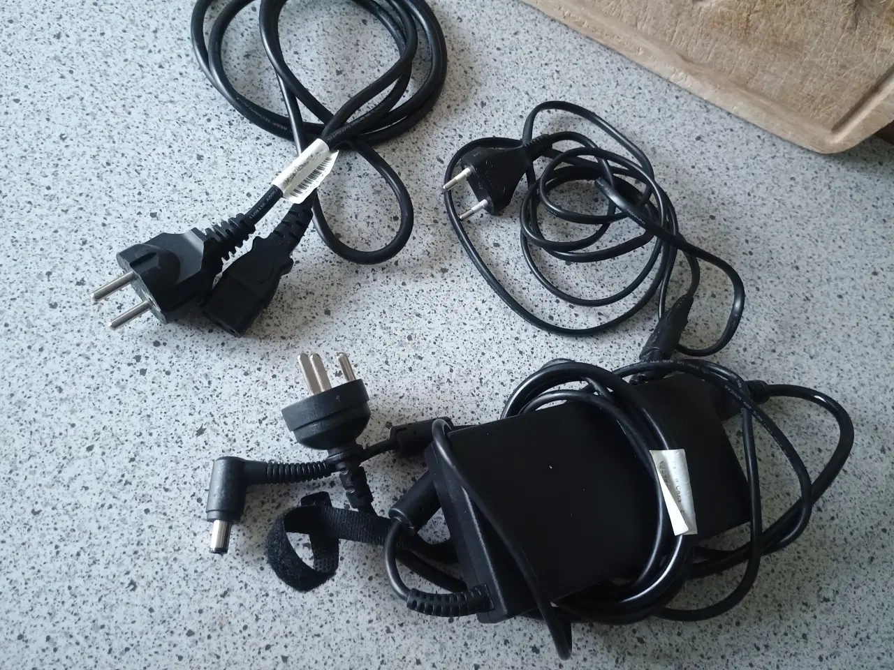 Billede 3 - Kabler til bærbar pc, aldrig brugt 