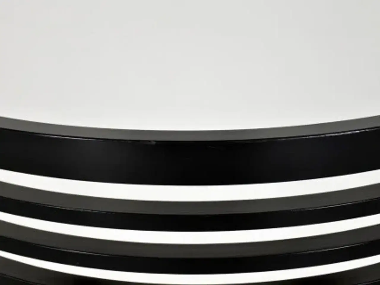 Billede 7 - Randers radius konferencestol med sort ryg og sort læder polster
