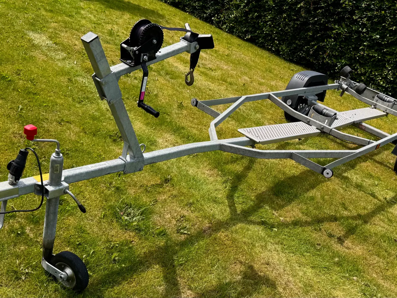 Billede 3 - Variant bådtrailer med plade som ny max kørt 500km