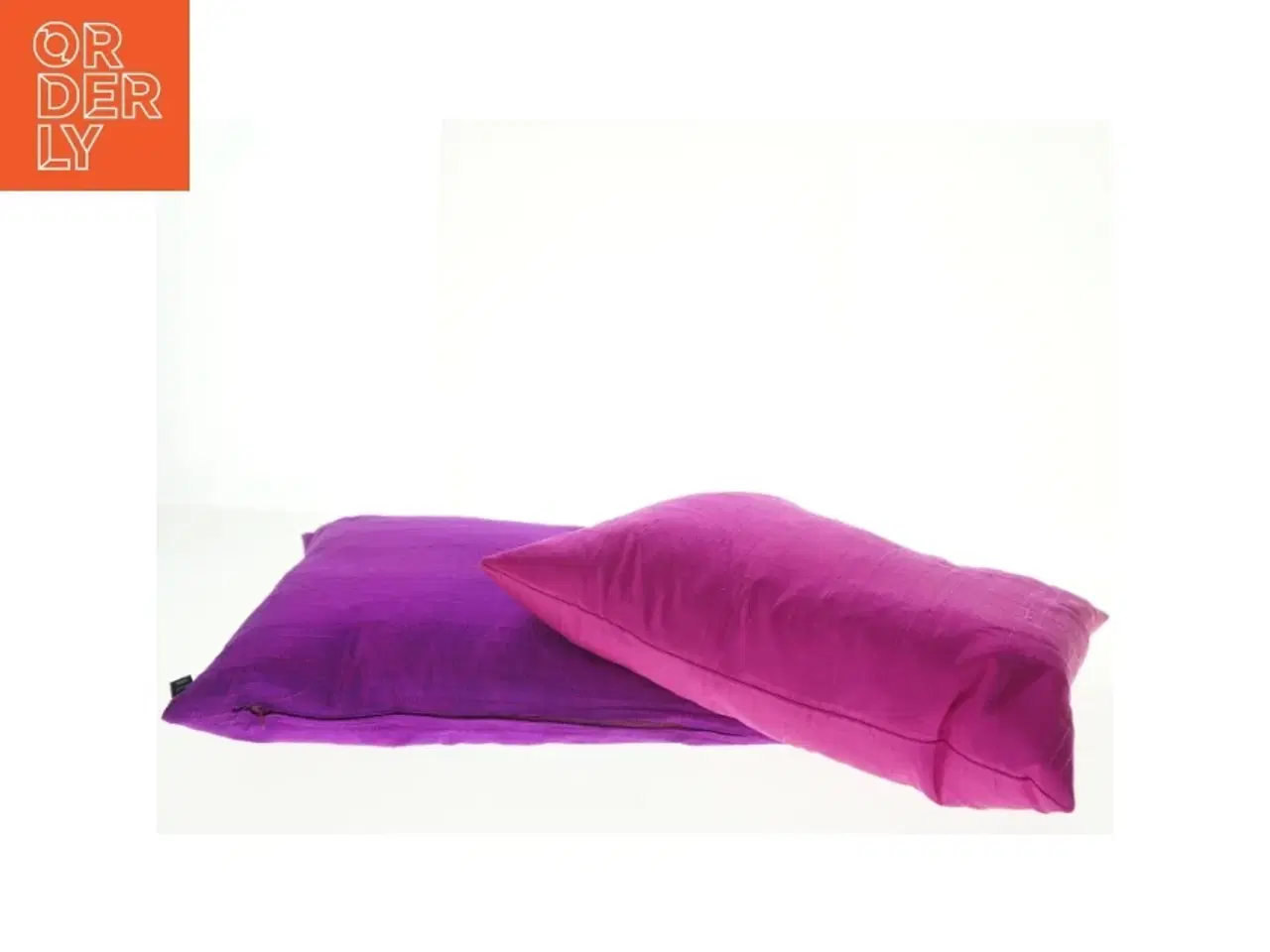 Billede 2 - Lilla silke puder fra Home (str. 34 x 34 cm)