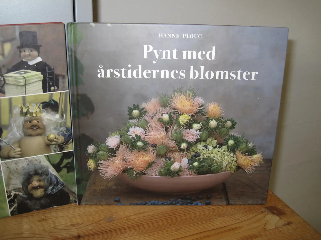 Billede 4 - strømpe trolde/dukker og pynt med blomst