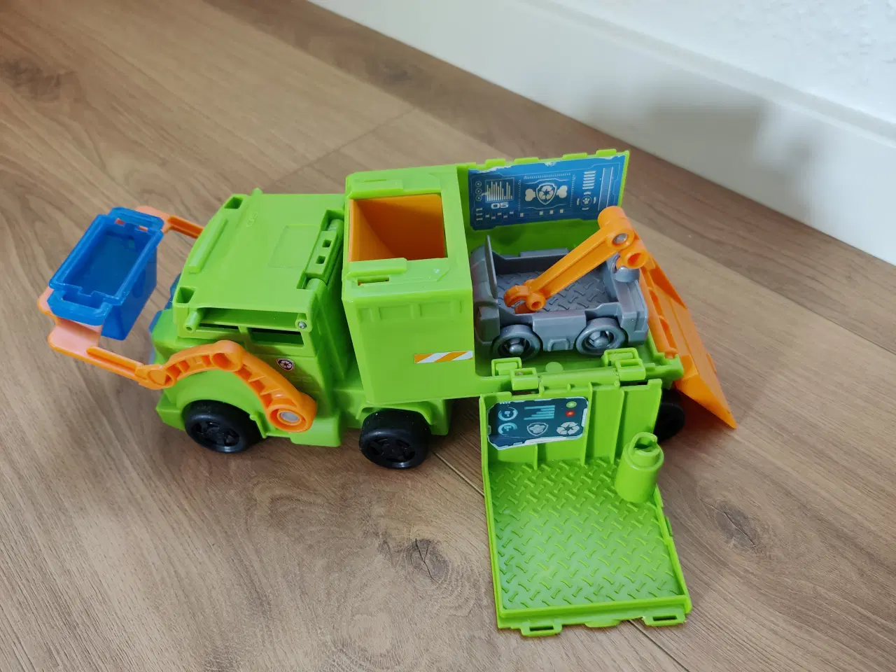 Billede 13 - Paw Patrol figur inkl. køretøjer.