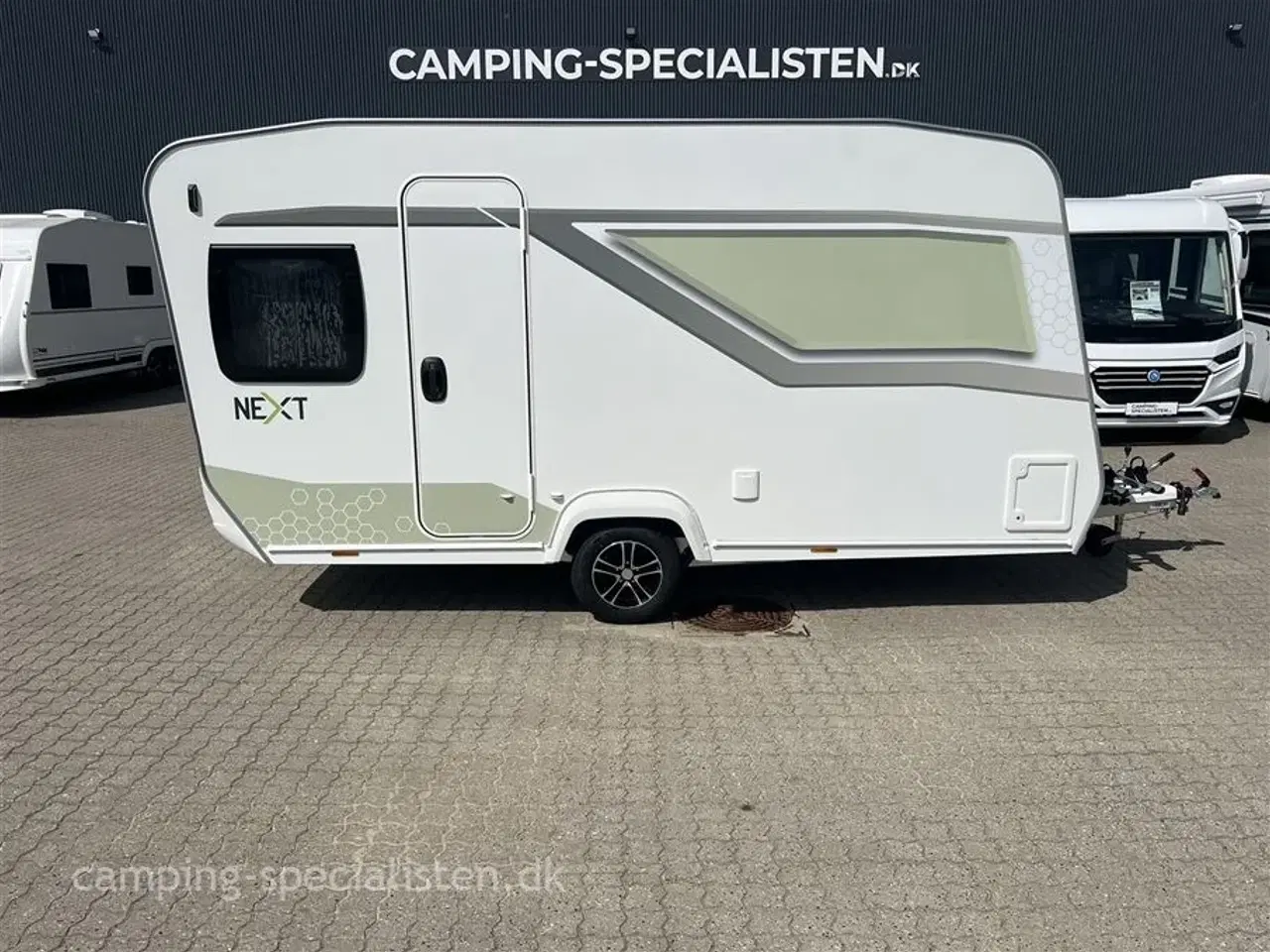 Billede 1 - 2026 - Fendt NEXT 380   2026 Fendt Next 380 - se den nu hos Camping-Specialisten i Silkeborg