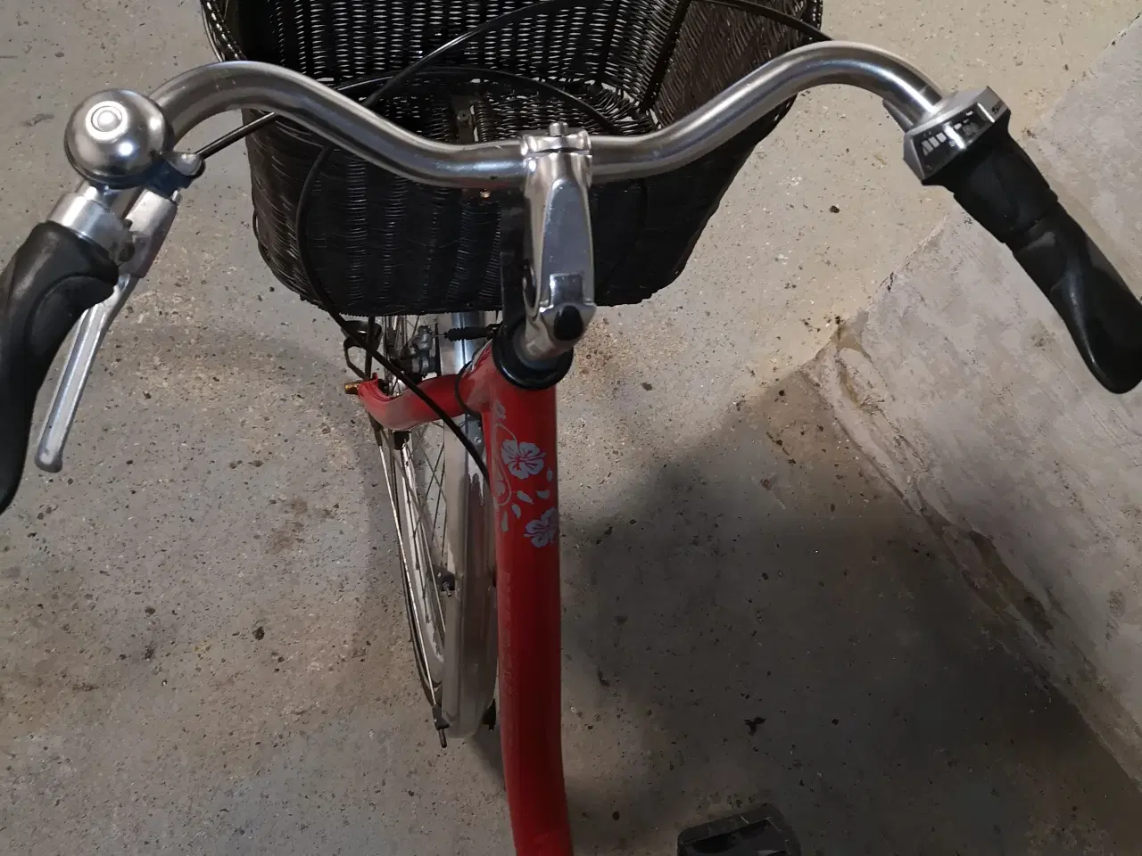 Billede 4 - Kildemoes Rød 28"  48cm   7 gear..Løs 1 nøgle.. ny