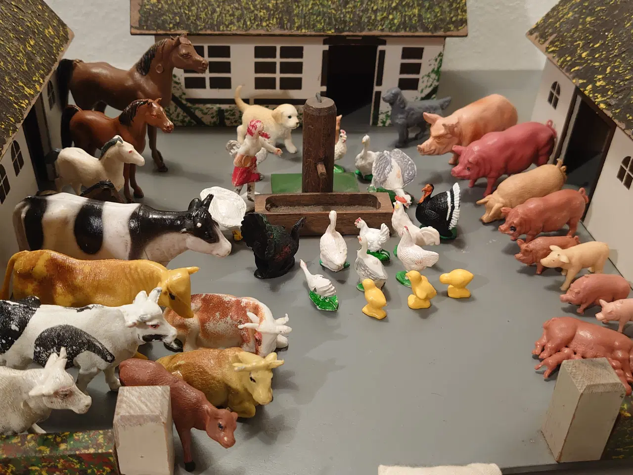 Billede 4 - Reisler træ bondegård+60 dele. Ca 1960