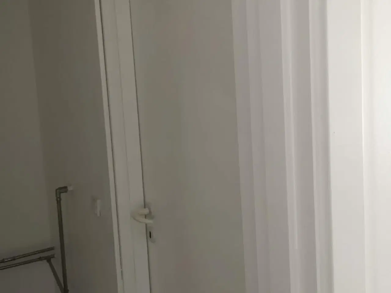 Billede 8 - Præsentabel og velbeliggende butik