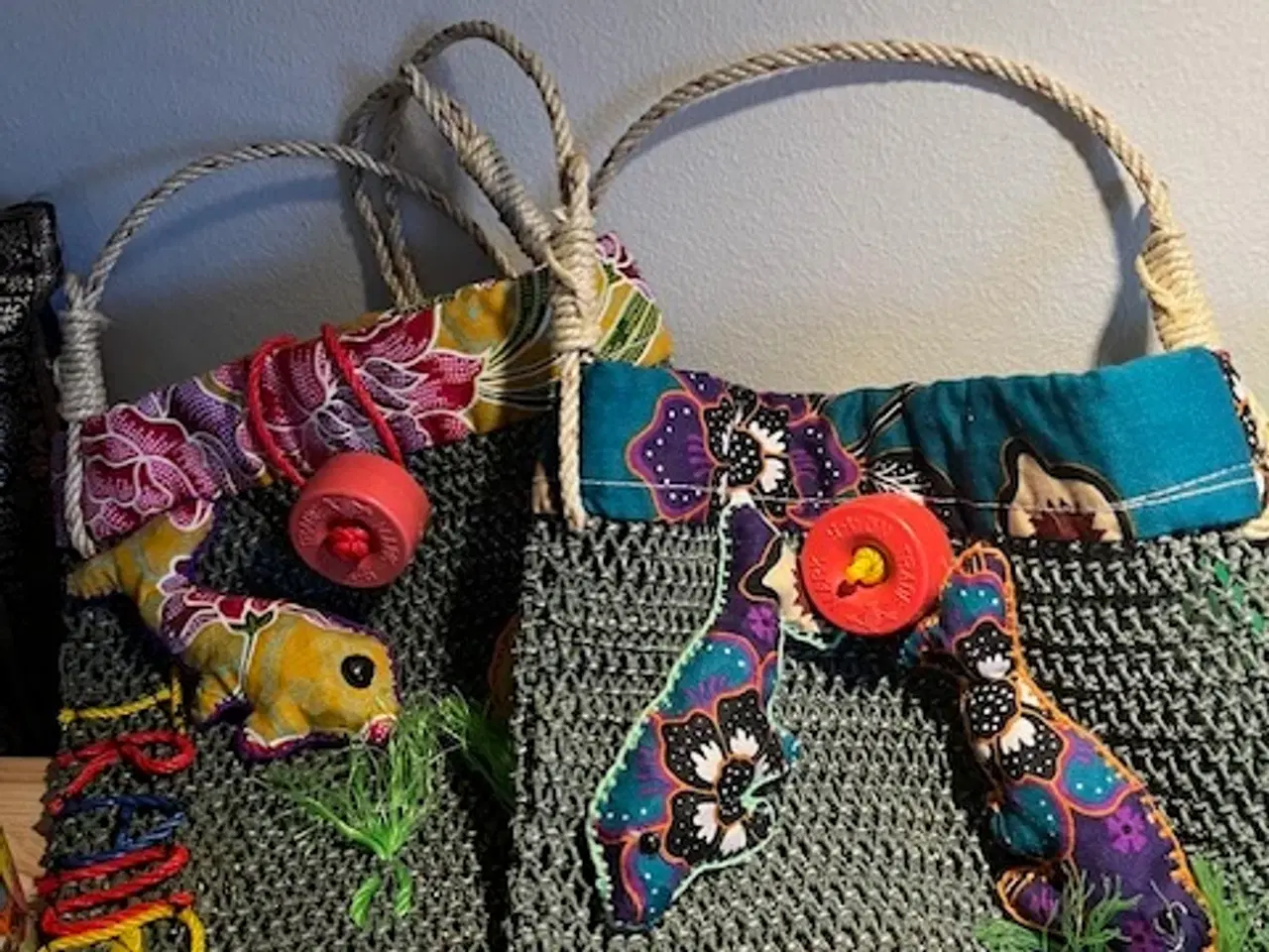 Billede 1 - Unikke håndlavede tasker mærke "TRANG"