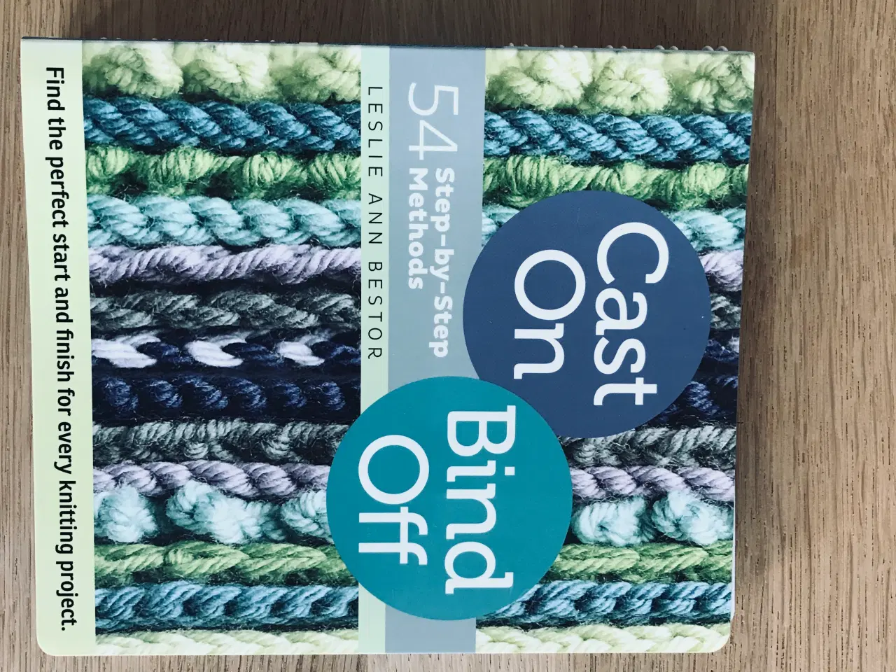 Billede 2 - Cast On  Bind Off  -  54 Step-by-Step Methods