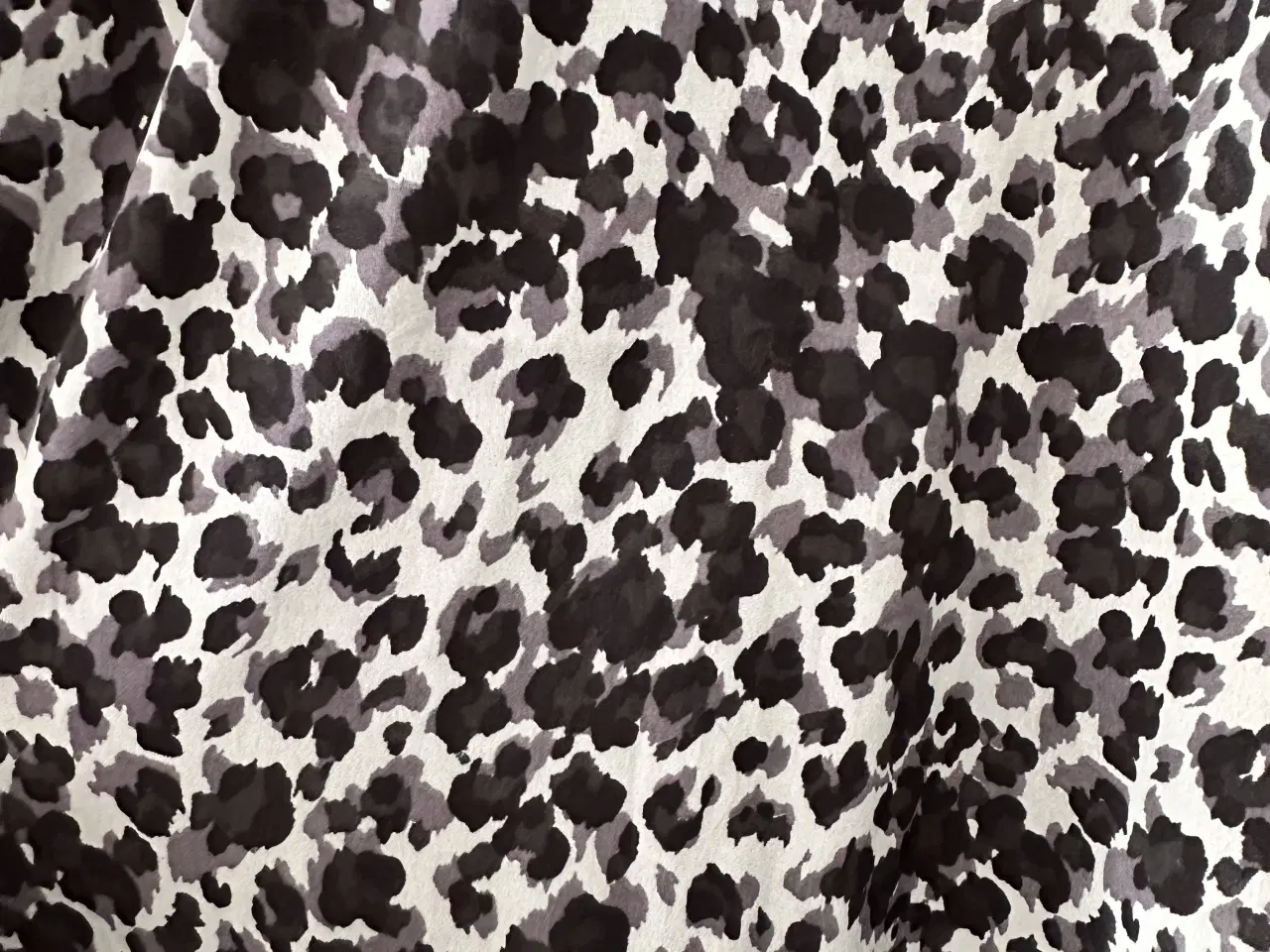 Billede 3 - Leopard bukser m lommer str. 4 Xl 