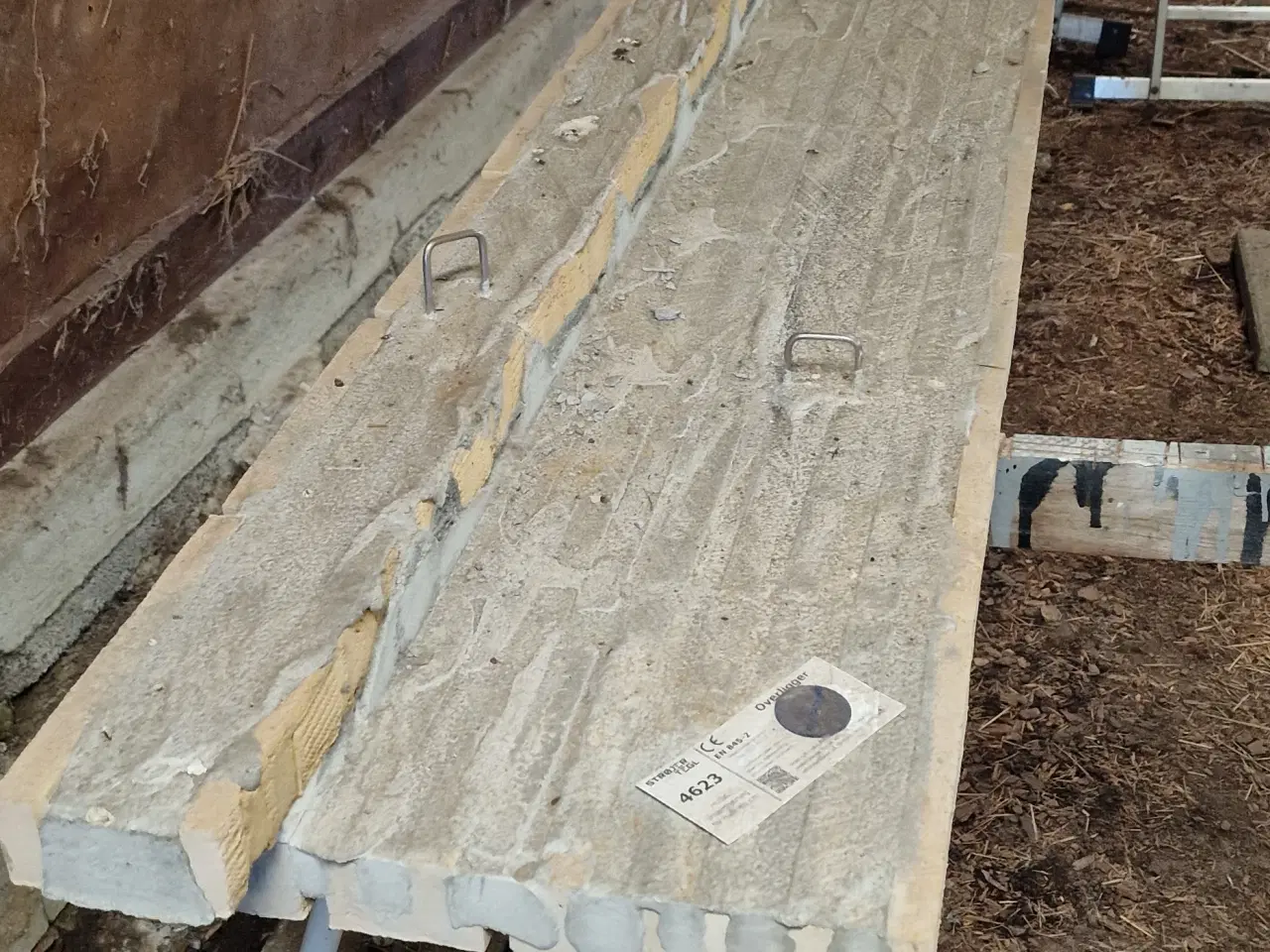 Billede 2 - Murstens overligger