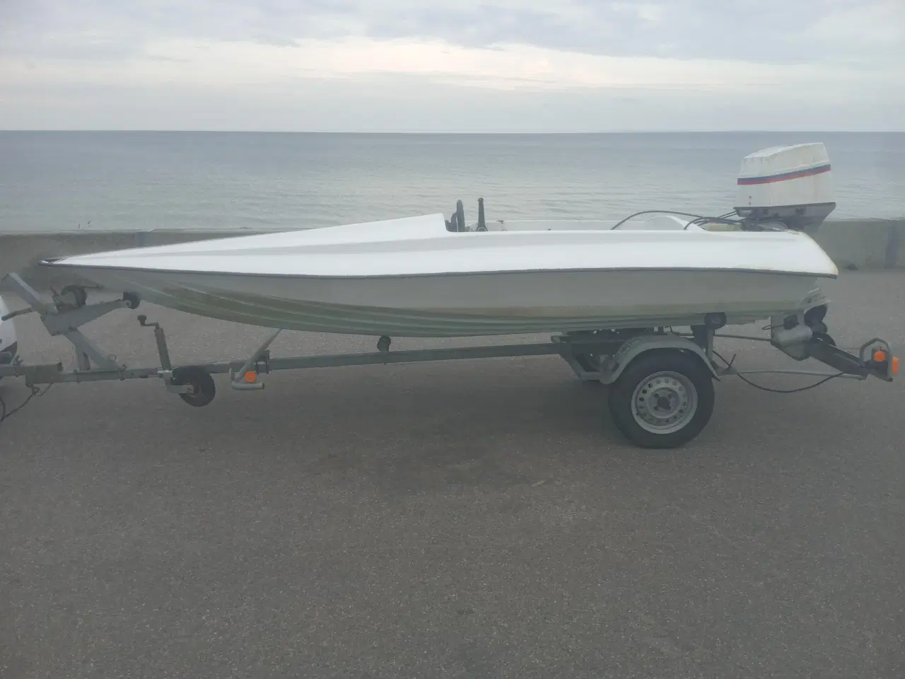 Billede 1 - 70hk speedbåd med ekstra motor og trailer
