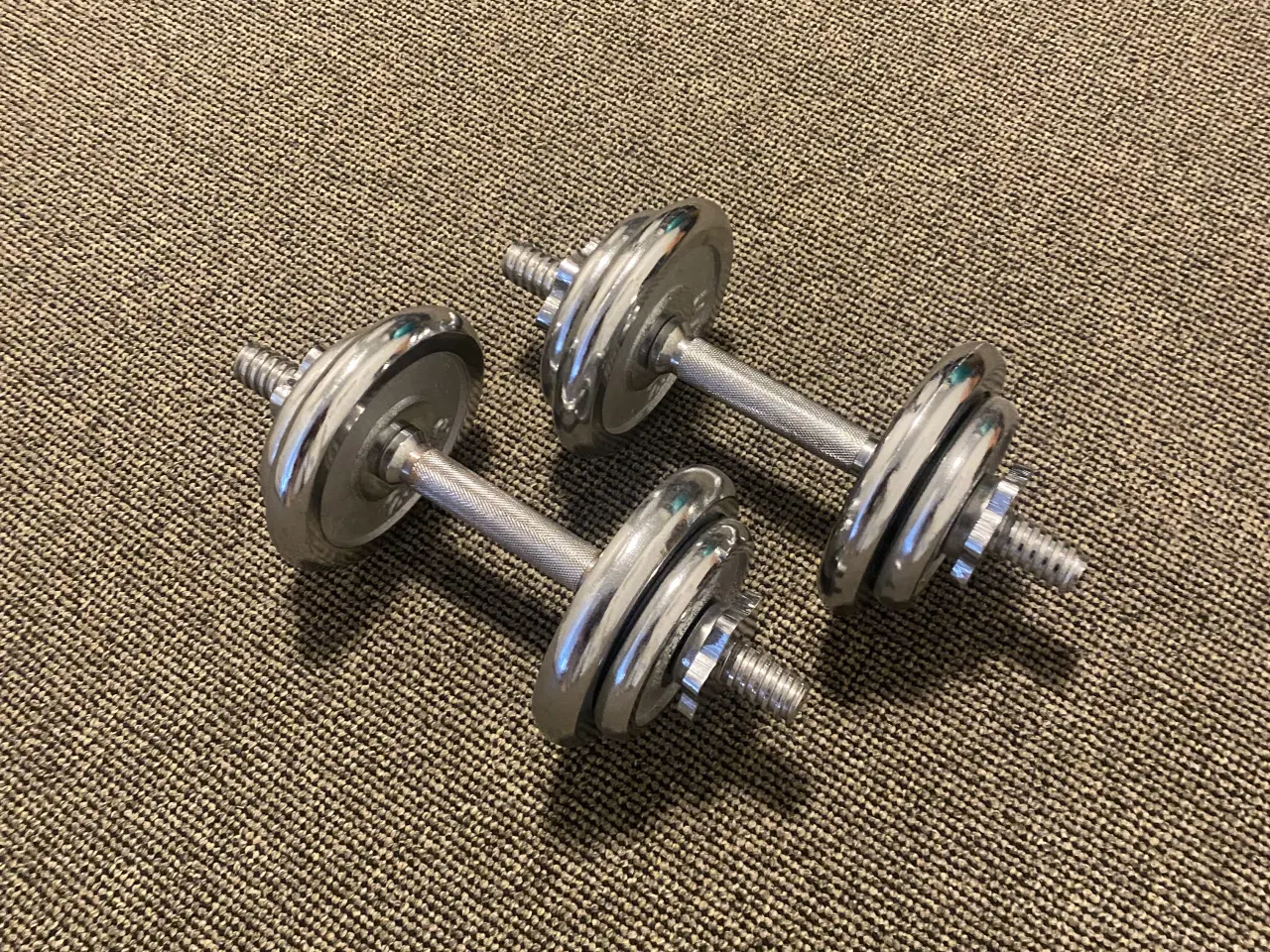 Billede 4 - Træningsudstyr bænk og vægte