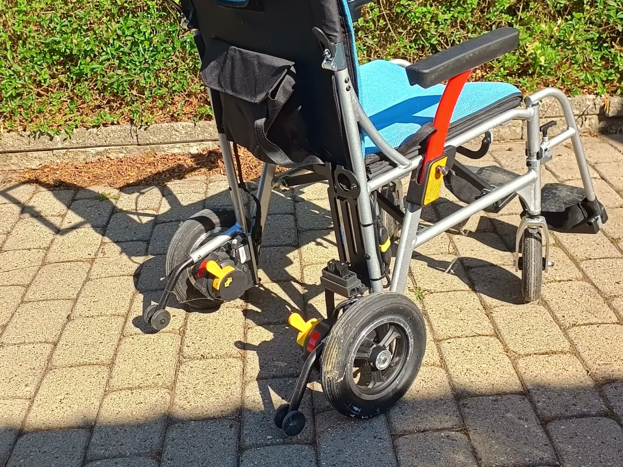 Billede 2 - Sammenklappelig El kørestol