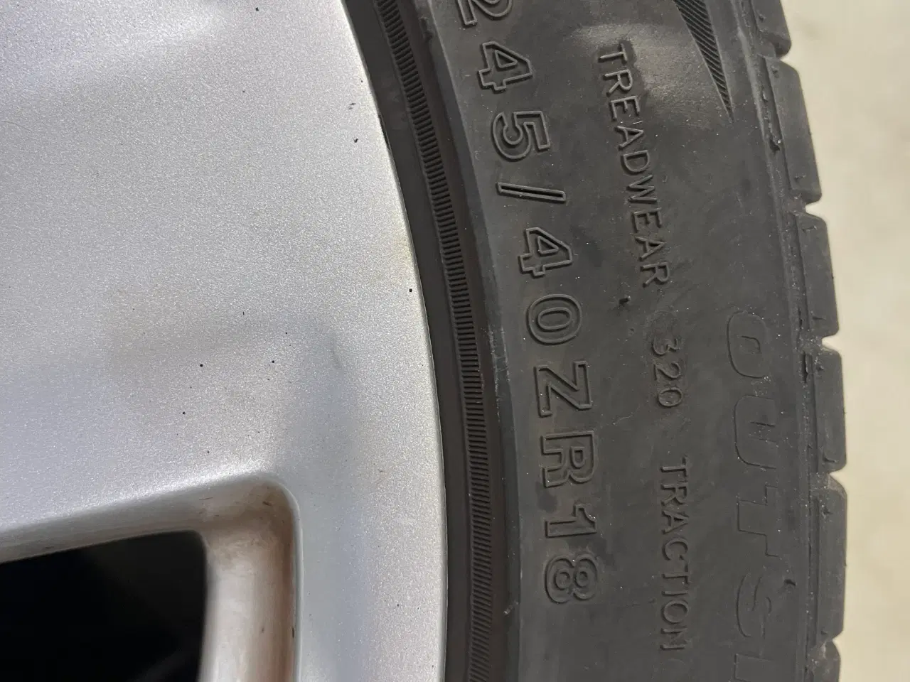 Billede 4 - 18” alufælge m/sommerdæk - 5x112