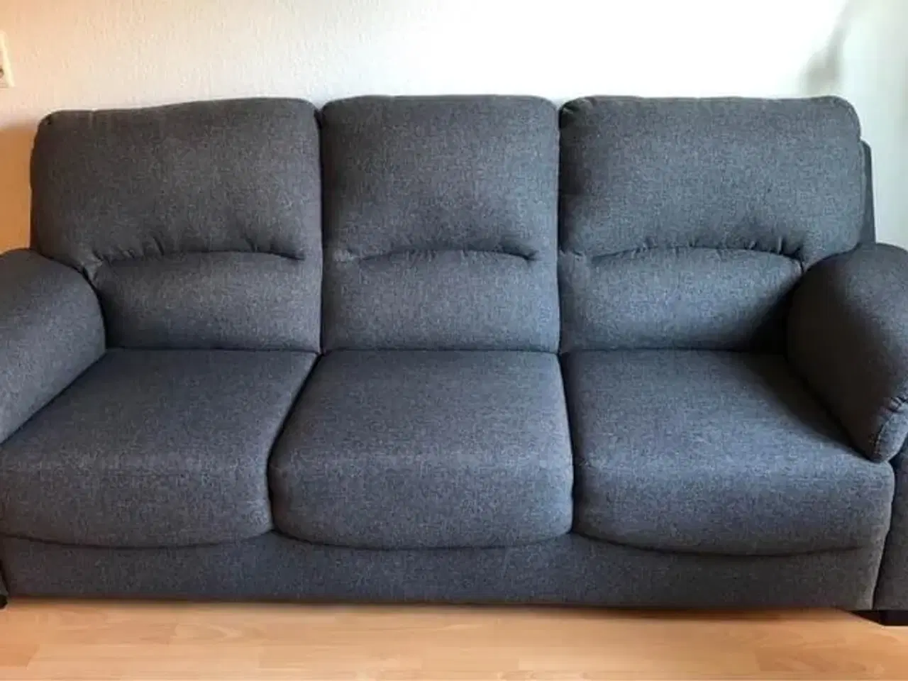 Billede 1 - Lækker sofa med god siddekomfort